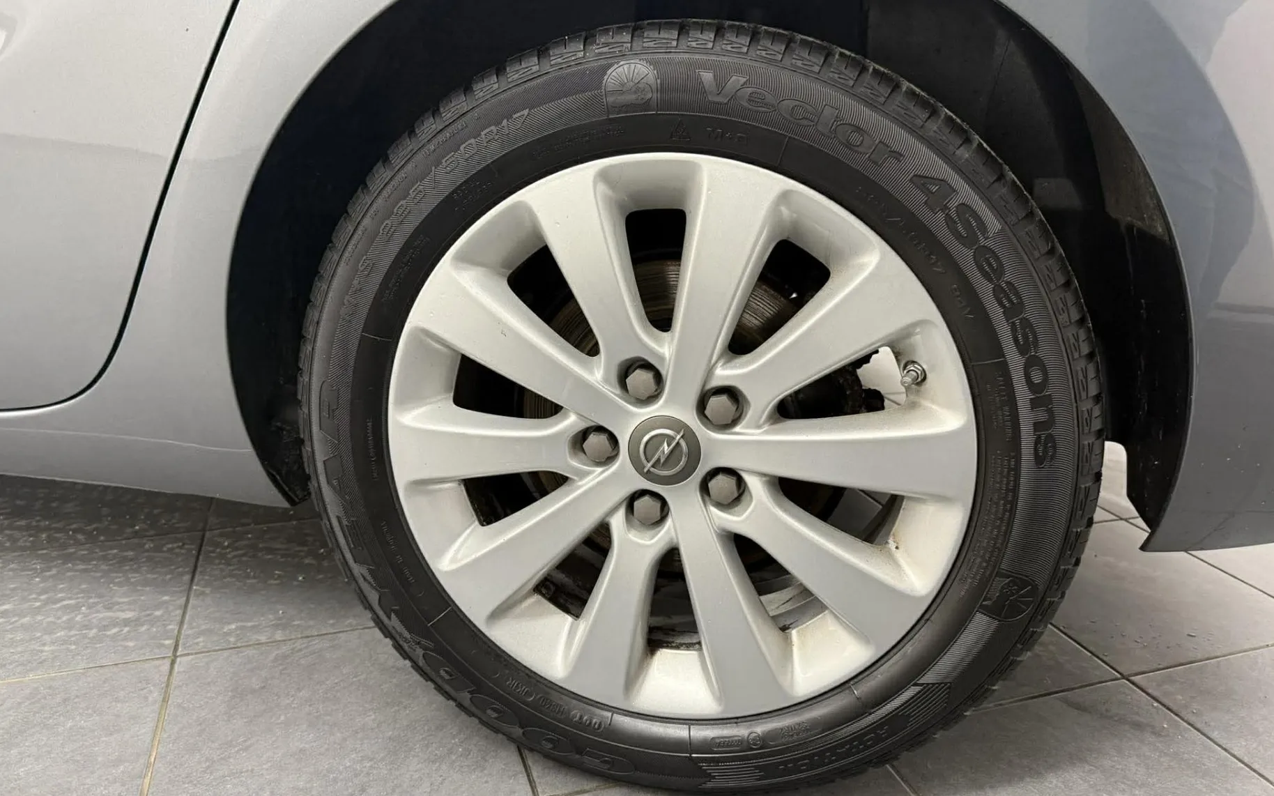 Zunanja slika - Opel Zafira - 1.4 TURBO 103KW.NEMŠKI.NAVI.ALU.LED.SAMO 85.000 KM - 10