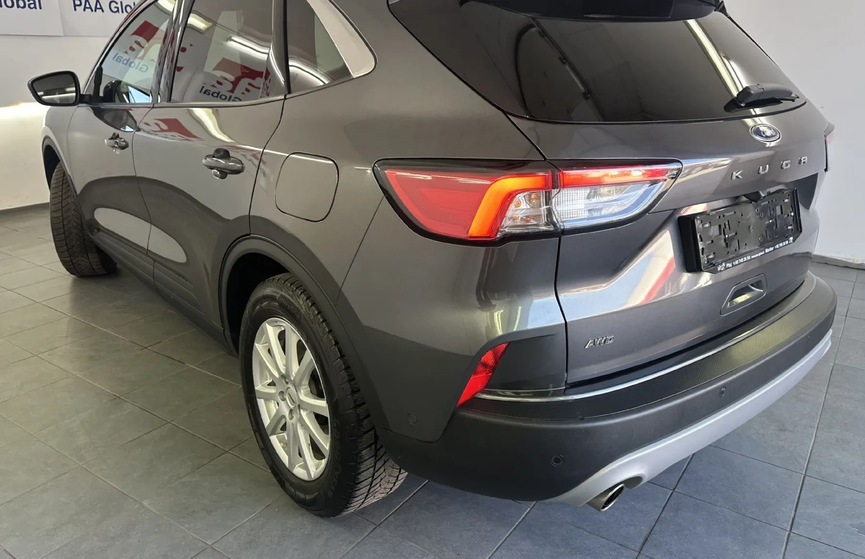 Zunanja slika - Ford Kuga - TitaniumX 2.0 EcoBlue 140kW.NEMŠKI+4ALU.KAMERA.4X4 - 16