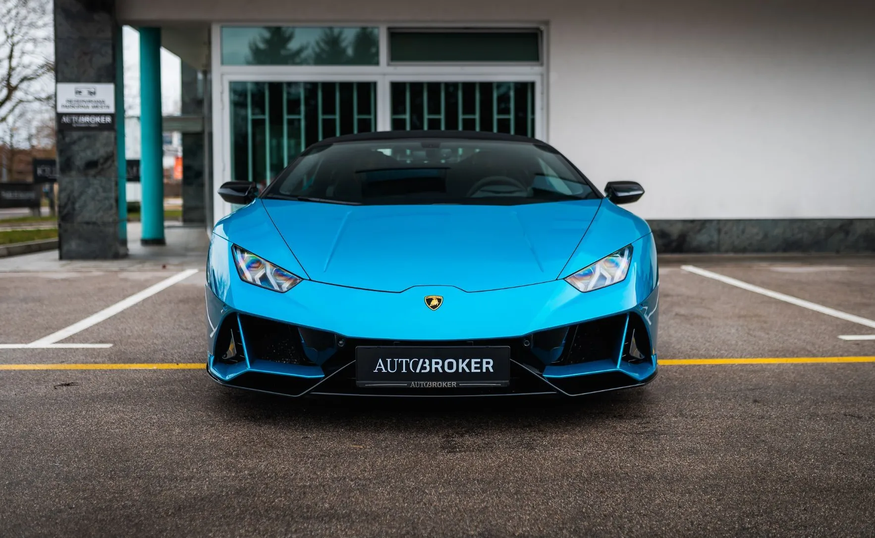Zunanja slika - Lamborghini Huracan - EVO AWD Spyder Azzuro Secondo - 2