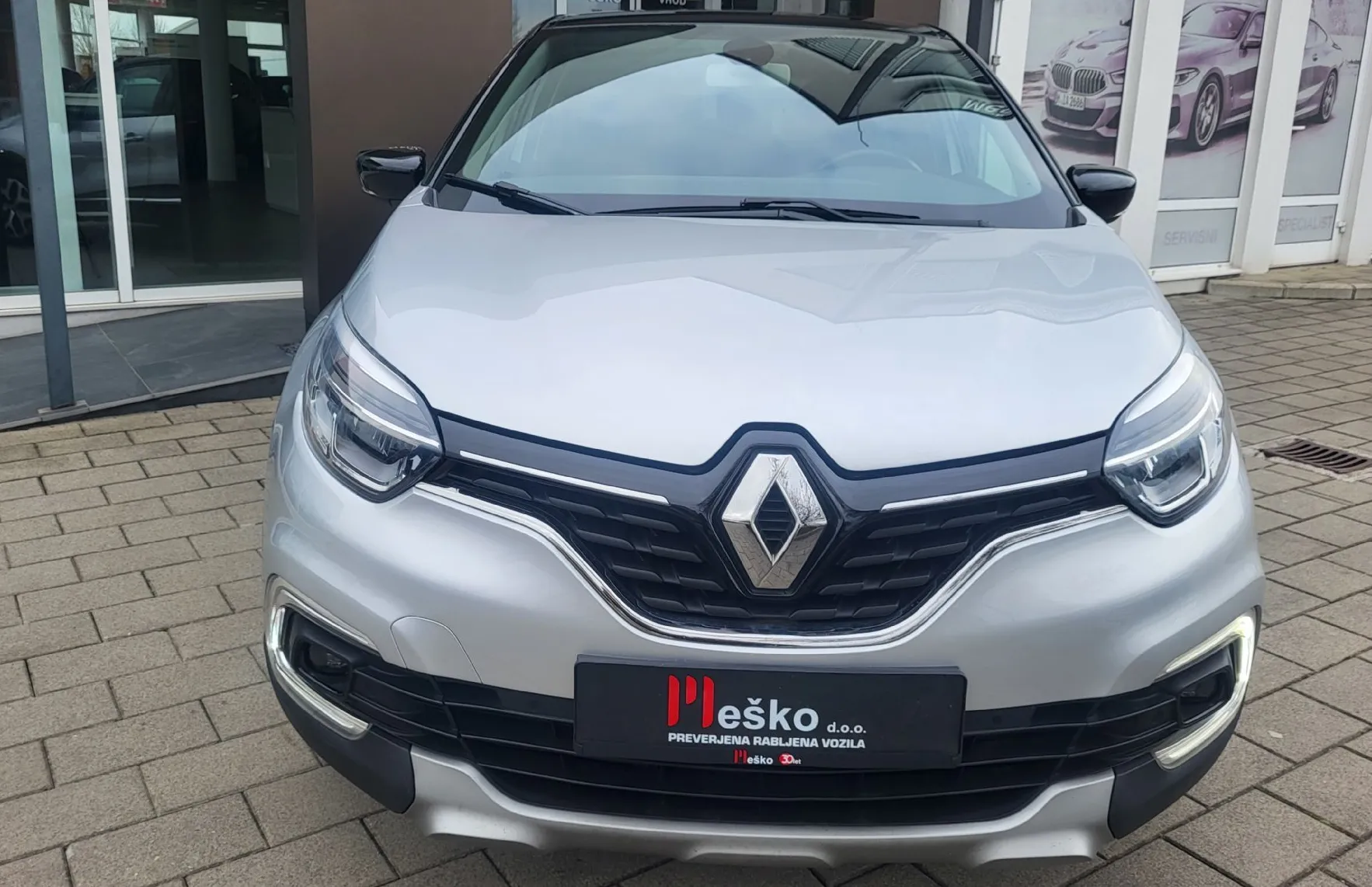 Zunanja slika - Renault Captur - Intens TCe 90 1last-navi-alu-kamera-pdc-tempom-acc - 2