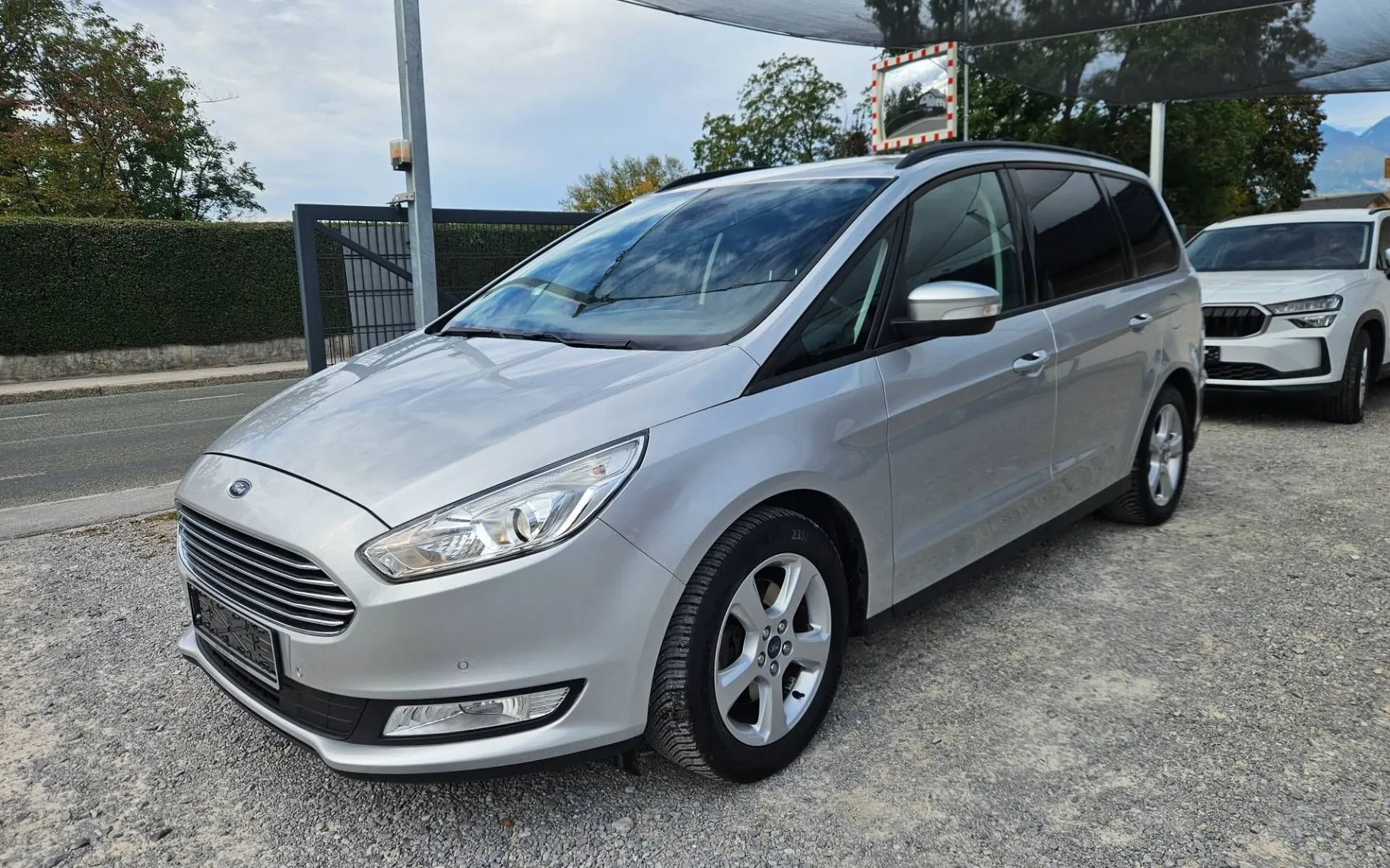 Zunanja slika - Ford Galaxy - 2.0 TDCi Titanium AVT.  NAVI 7 SEDEŽEV - 1