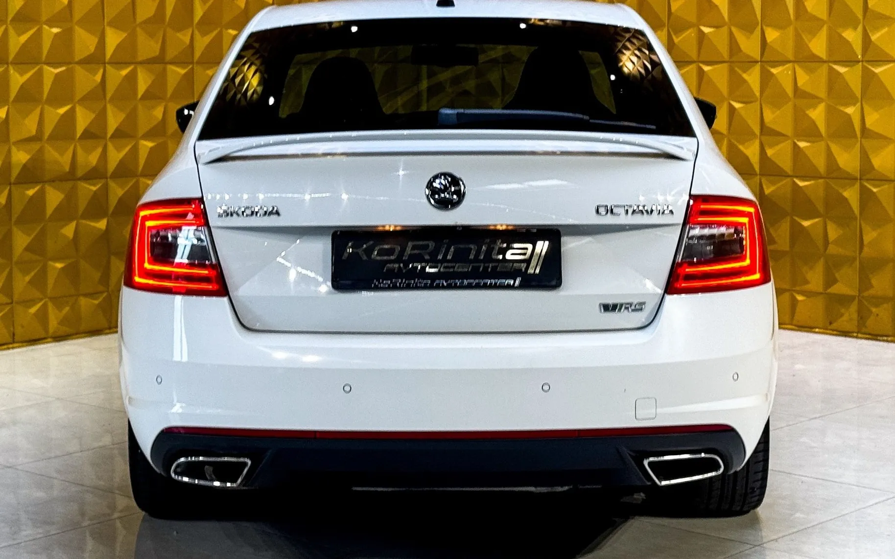 Notranja slika - Škoda Octavia - RS 2.0 TDI AUT.-KAMERA-F1-NAVI-CANTON - 10