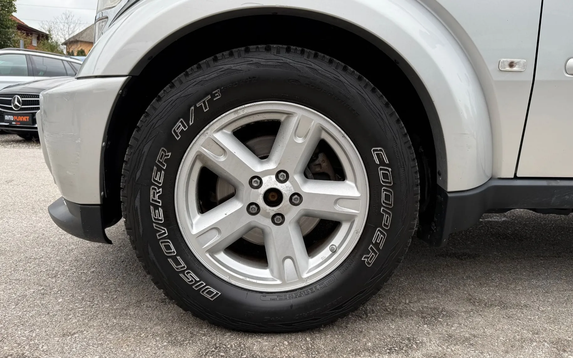Zunanja slika - Dodge Nitro - 2.8 16V CRD 4WD AUT. SLO.VOZILO MULTIMEDIJA KAMERA - 19