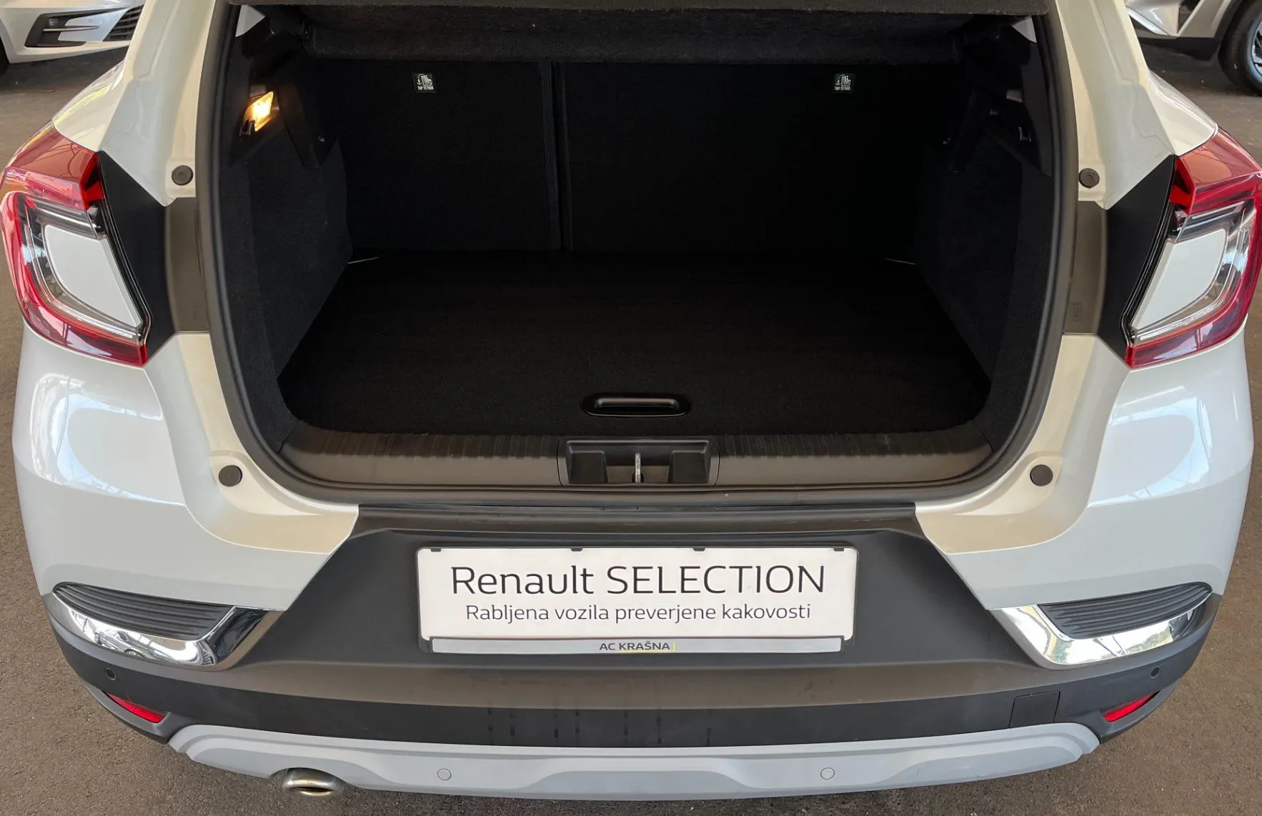 Zunanja slika - Renault Captur - TCe 90 Intens - 1. LASTNICA - SLOVENSKI - 7