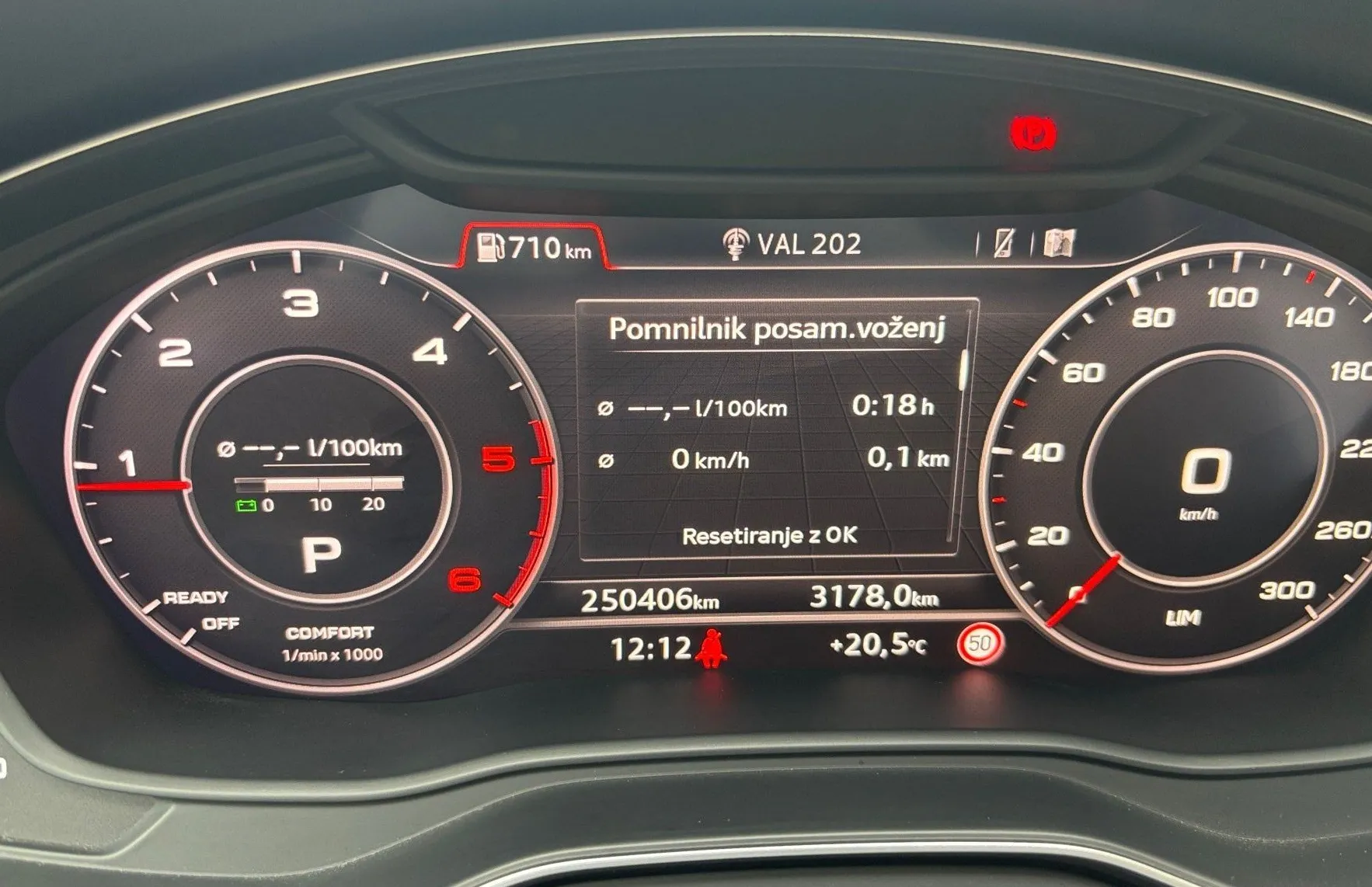 Zunanja slika - Audi A4 - SPORT QUATTRO S-TRONIC 2.0 TDI 190PS-ODLIČEN - 14