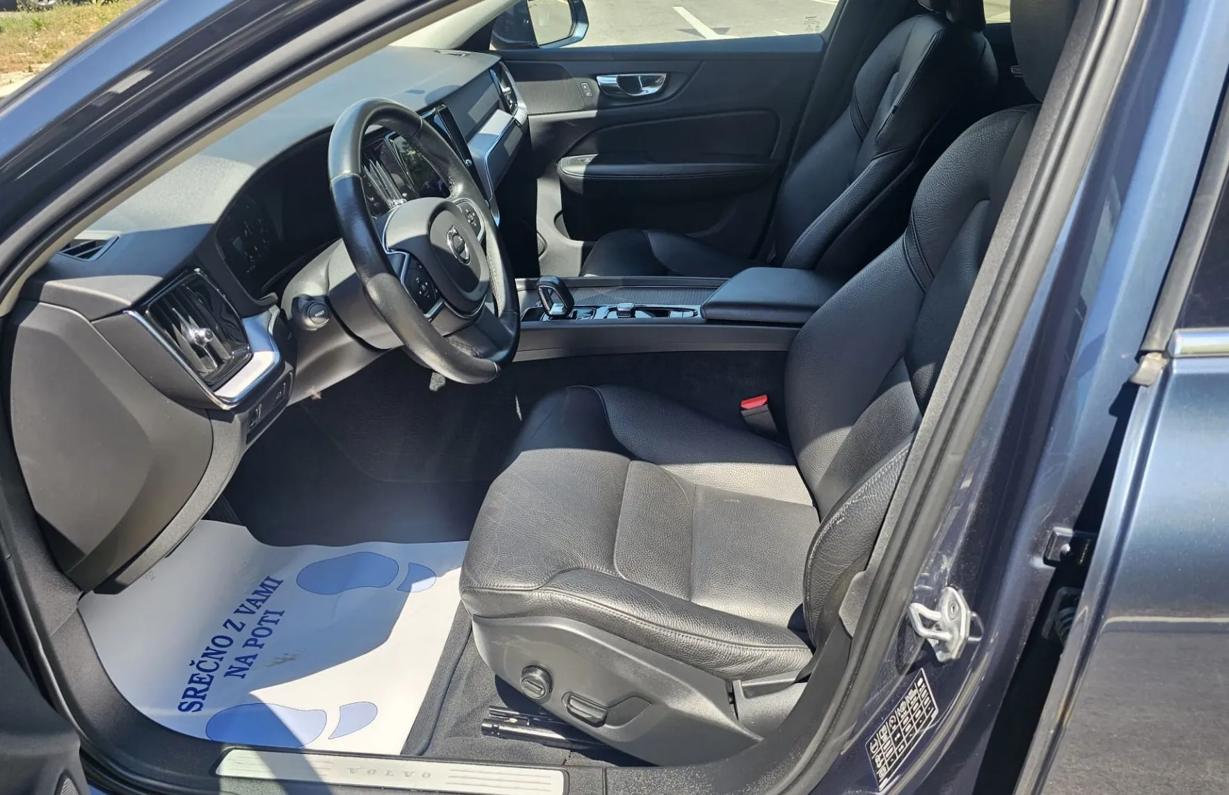 Zunanja slika - Volvo V60 - B4D Momentum Pro |FulLED|usnje|alu|ACC|navi|el prt - 8