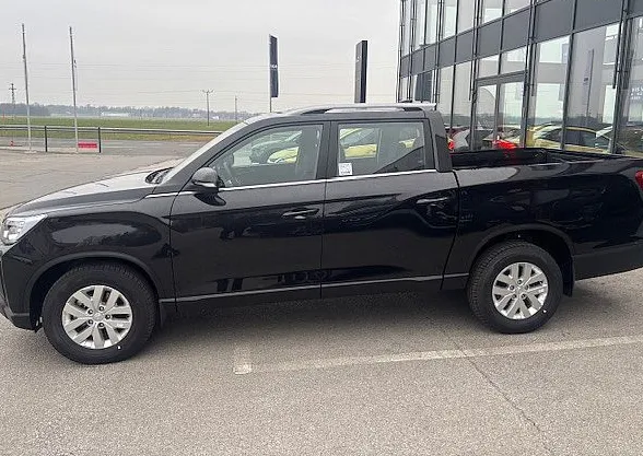Zunanja slika - KG Mobility Musso - 2.2XDI VENTURE 4X4 M T - 8