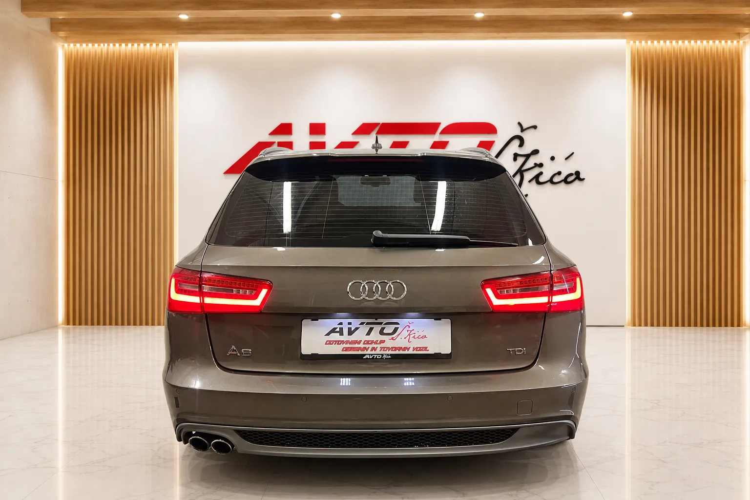 Notranja slika - Audi A6 Avant - 2.0 TDI-S-LINE-LED-AUTO-TEMPOMAT-NAVIGACIJA-PDC... - 8