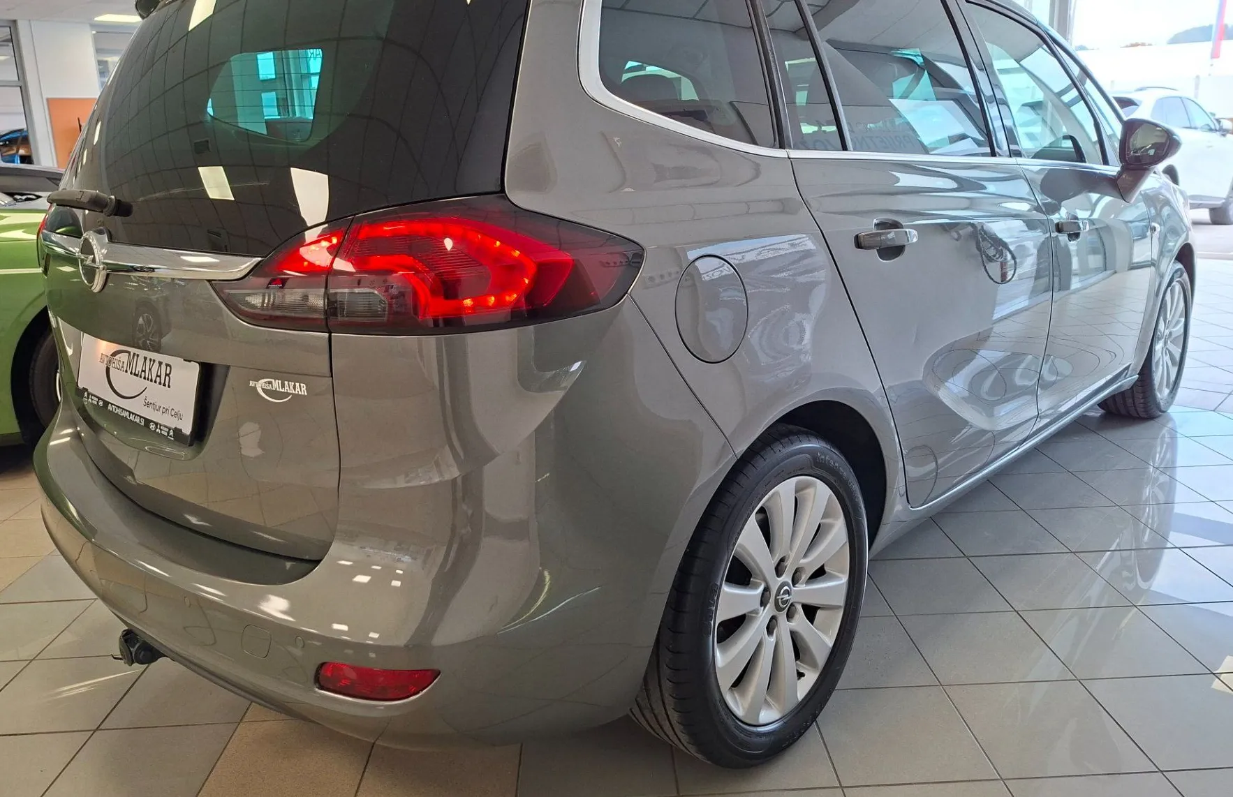 Zunanja slika - Opel Zafira - 1.6 CDTI Edition Start Stop-LED-PDC-KLJUKA-7 SEDEŽ - 4