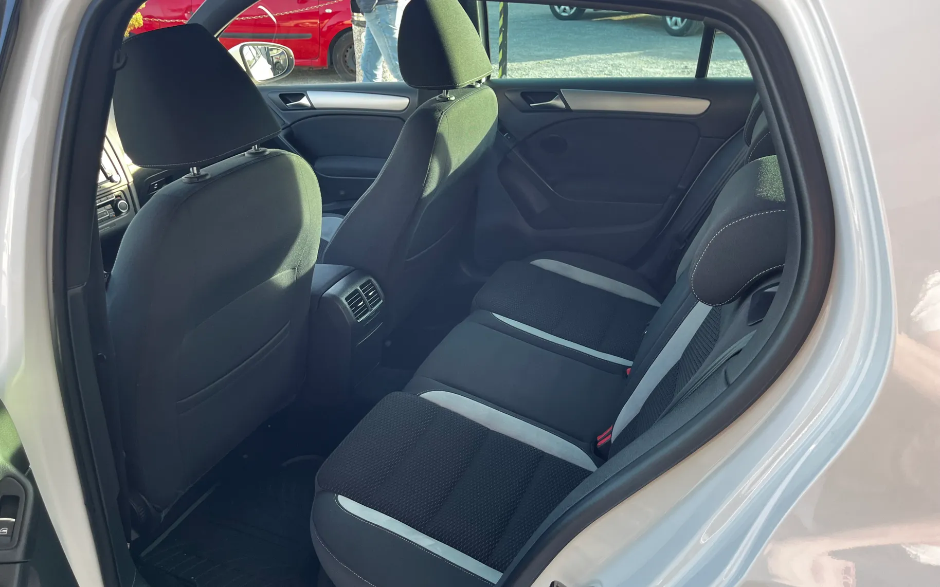 Zunanja slika - Volkswagen Golf - R-line R18 TOUCH SCREEN BIXENON - 9