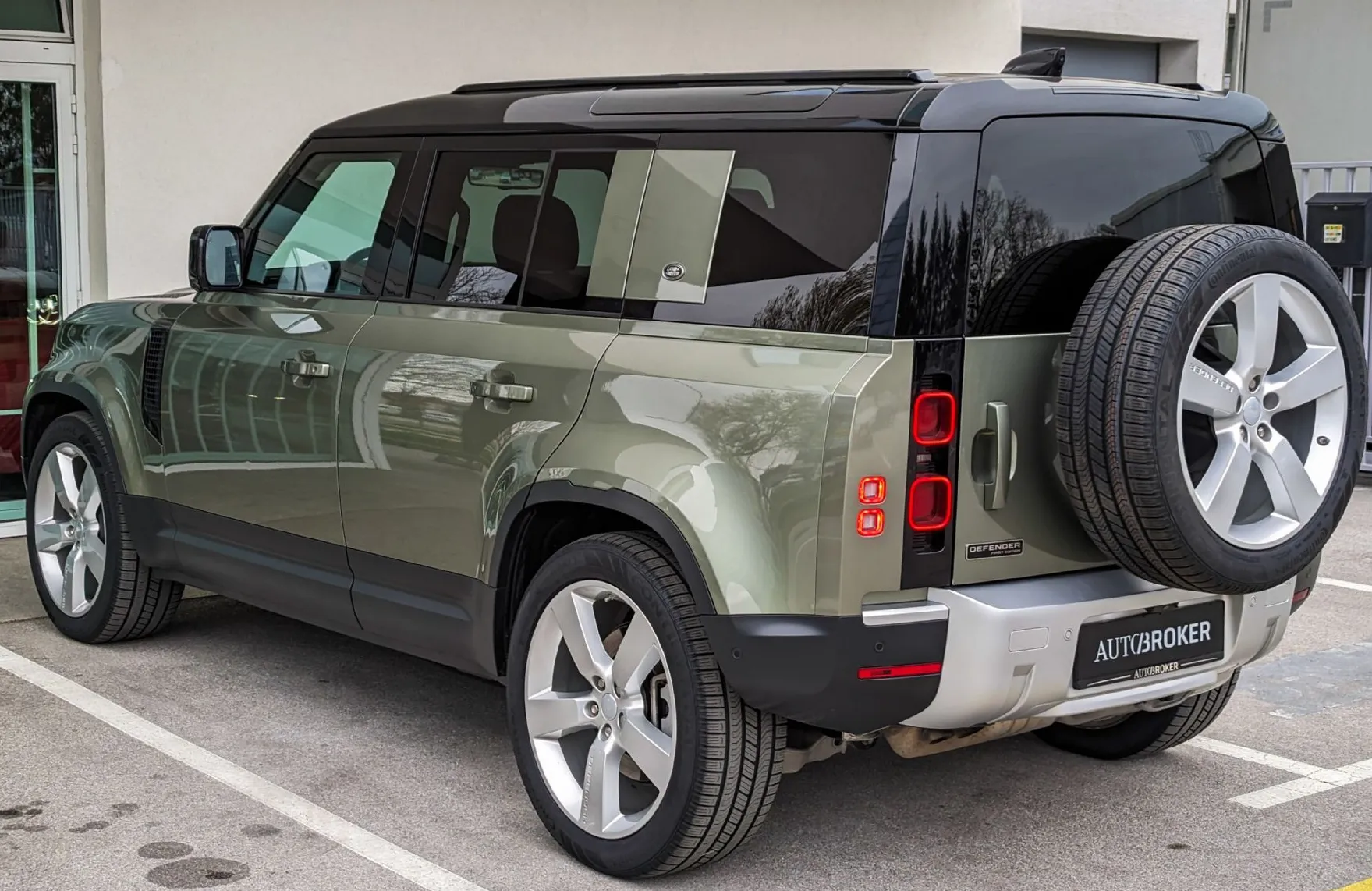 Zunanja slika - Land Rover Defender - 110 FIRST EDITION 3.0d - 7