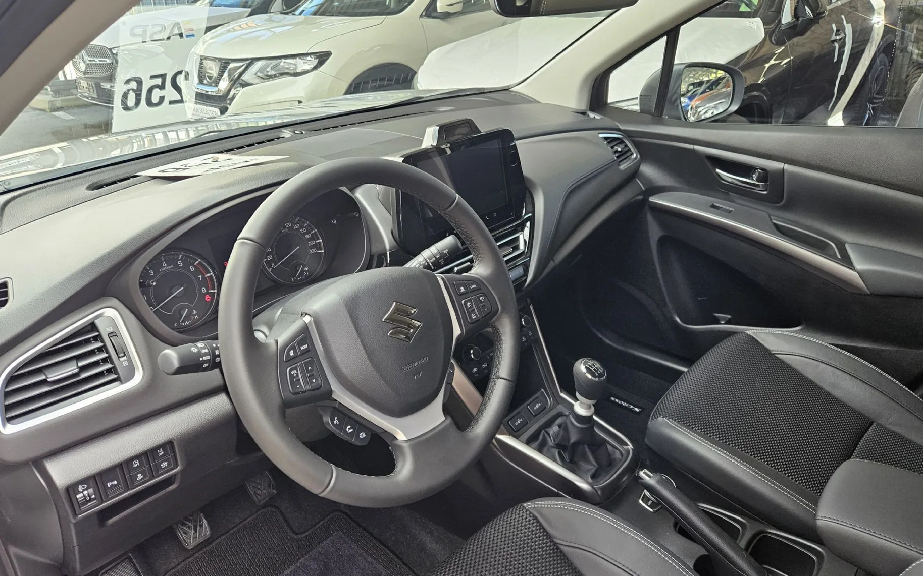 Zunanja slika - Suzuki S-Cross - 1.4 MHEV ELEGANCE  ALLGRIP - 5
