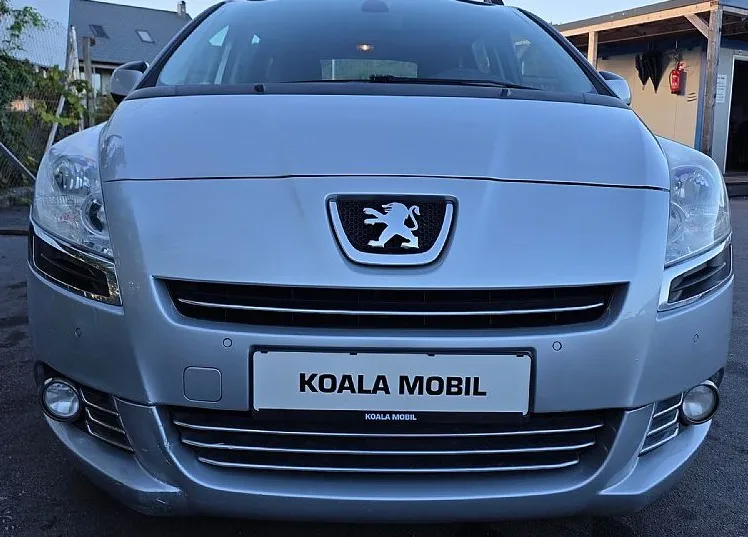 Zunanja slika - Peugeot 5008 - ACCESS 1.6 HDI 115 FAP AVT. NAVI-ALU-PDC - 2