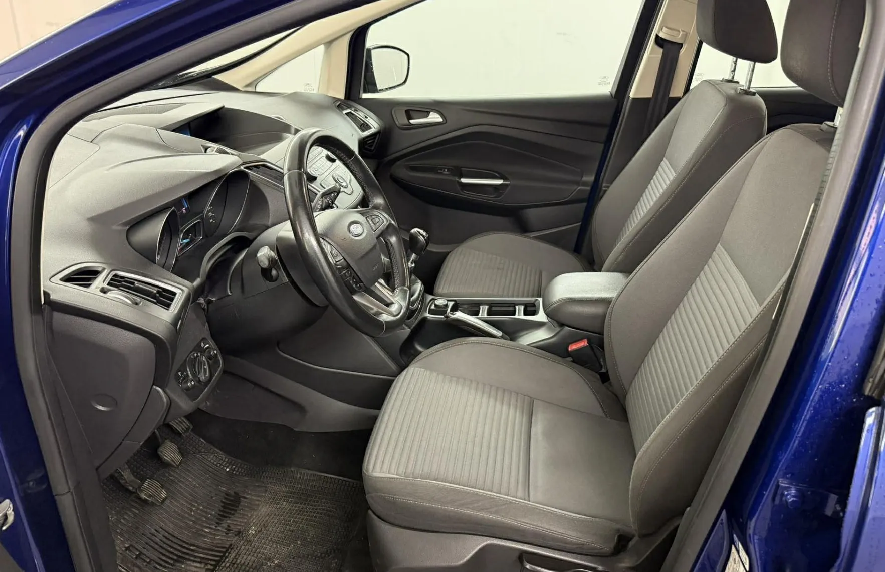 Zunanja slika - Ford C-MAX - 1.5 TDCi 88 kW Trend - 10