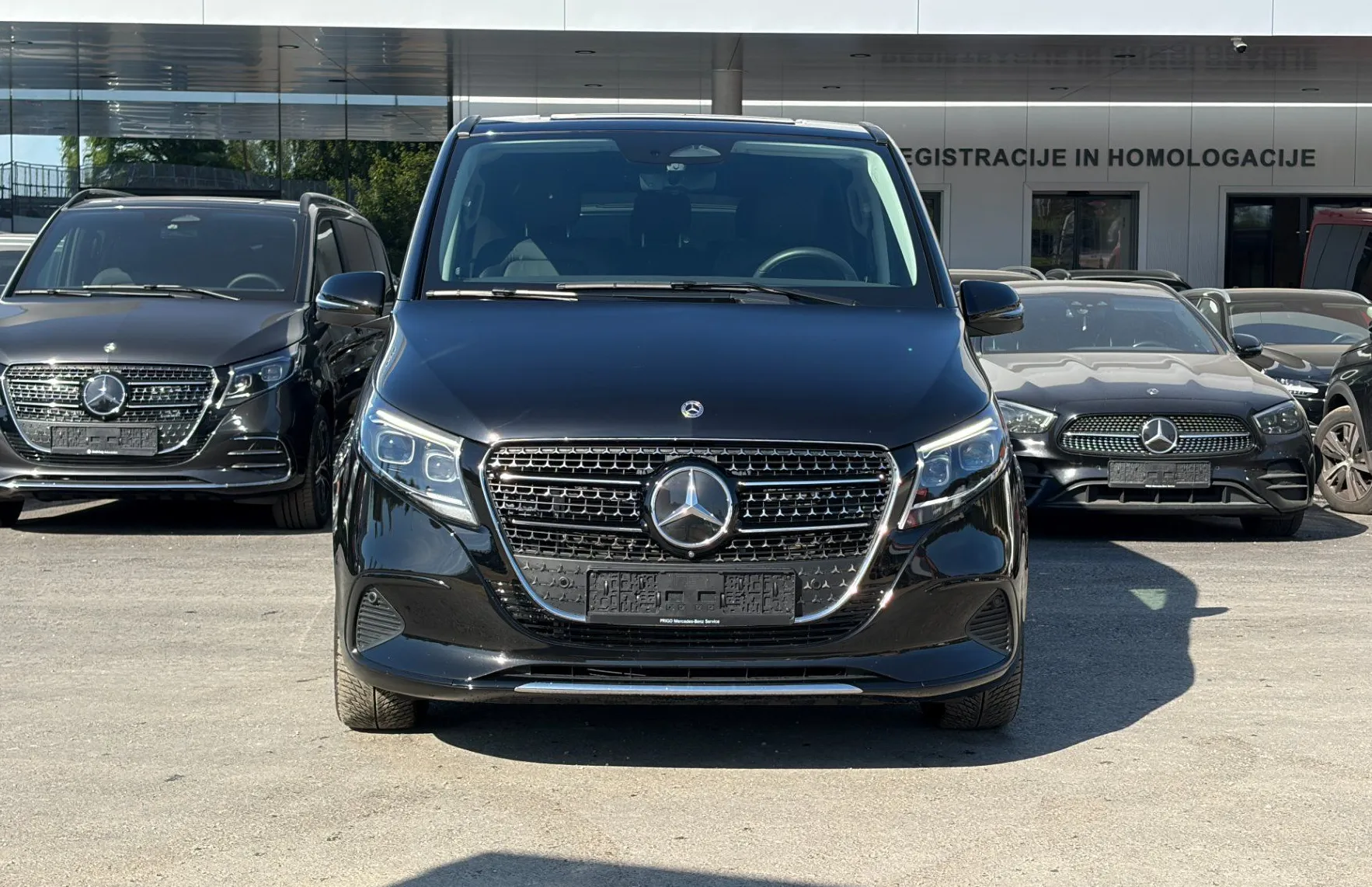Zunanja slika - Mercedes-Benz V-Razred - V 300 d Avantgarde ekstradolgi Avt. - 3