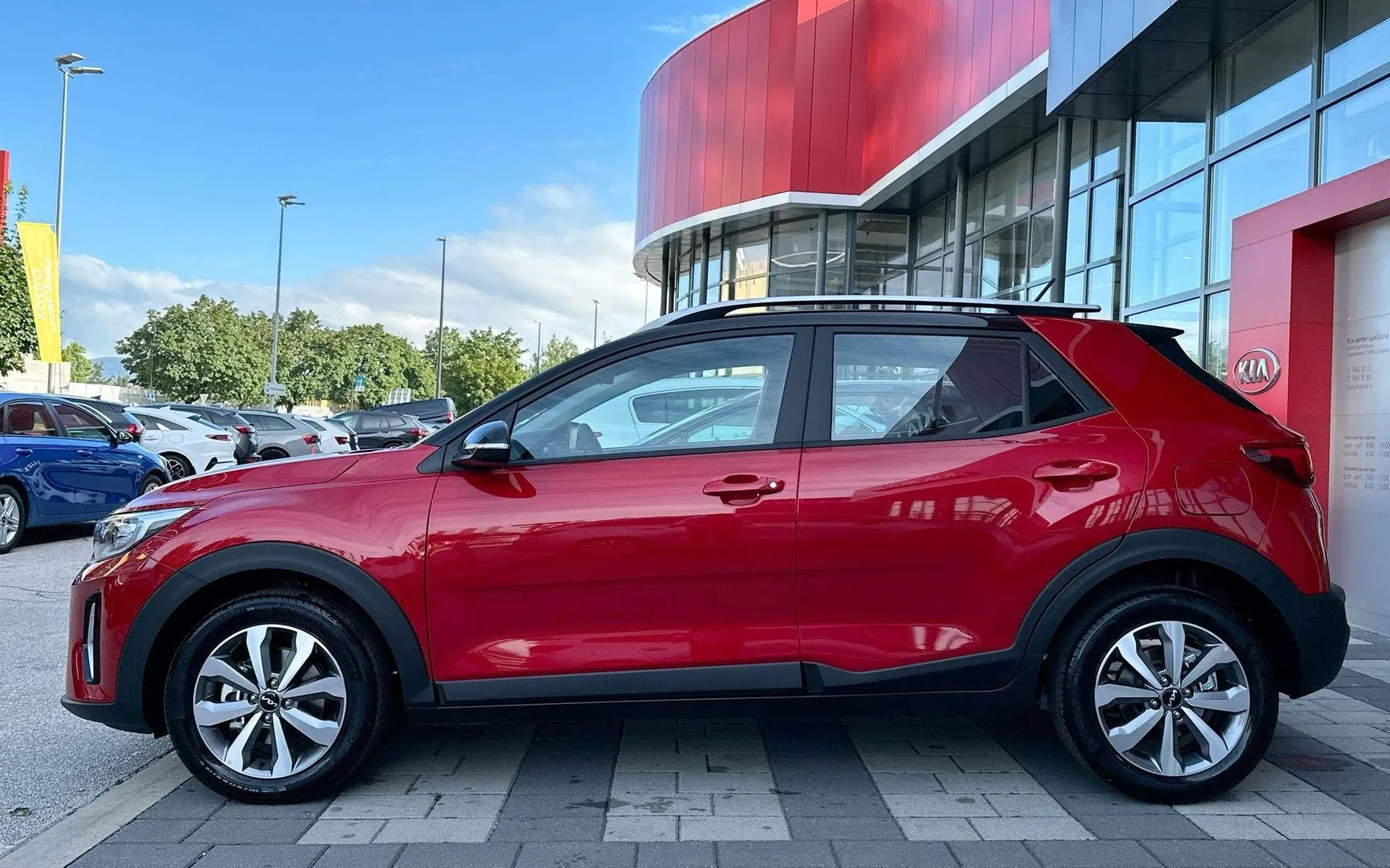 Zunanja slika - KIA Stonic - 1.2 DPI LX Urban + MT5 - 4