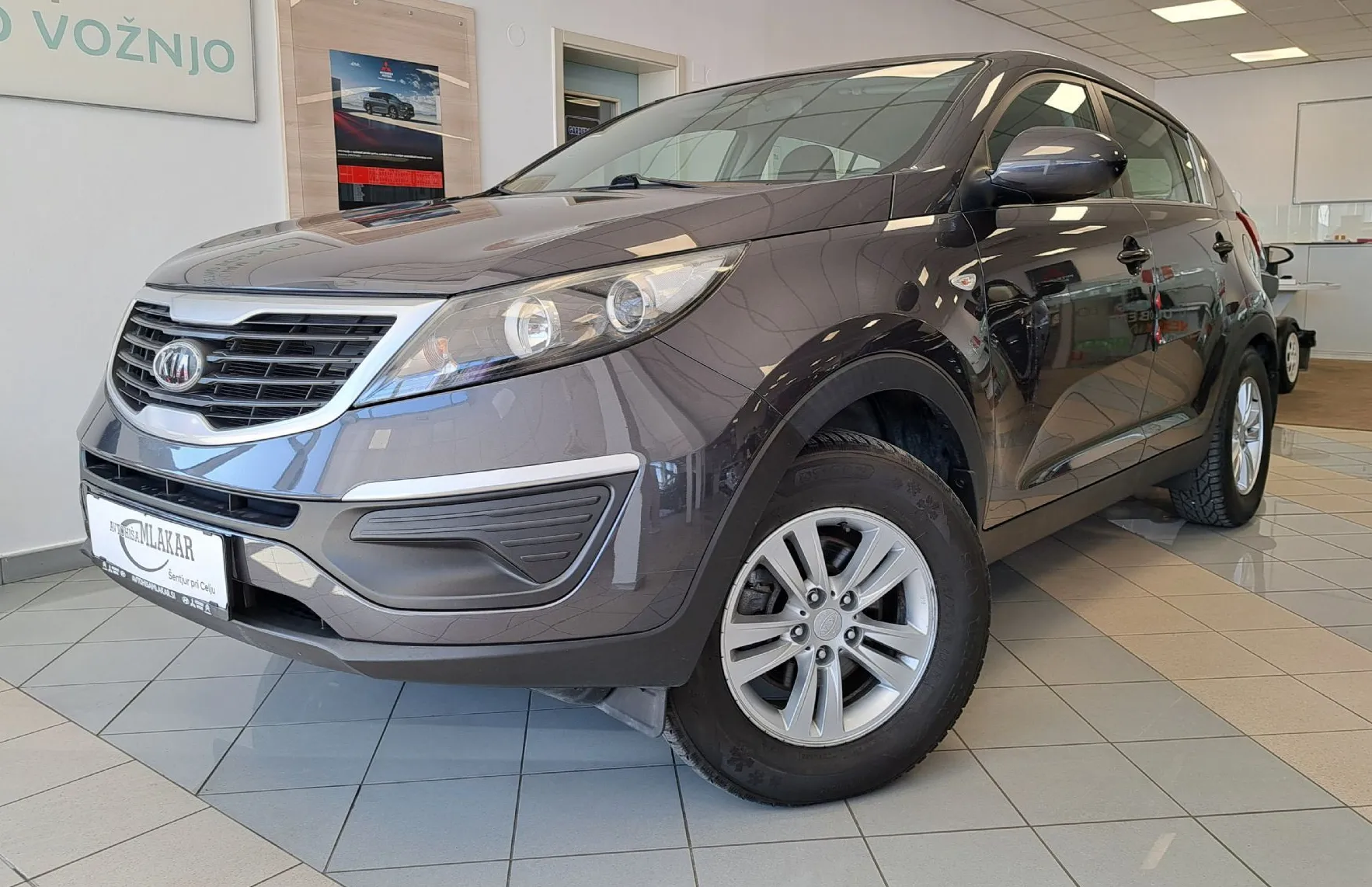 Zunanja slika - KIA Sportage - 2.0 bencinski 120kW Urban-HITRI KREDIT-ODLIČEN- - 2