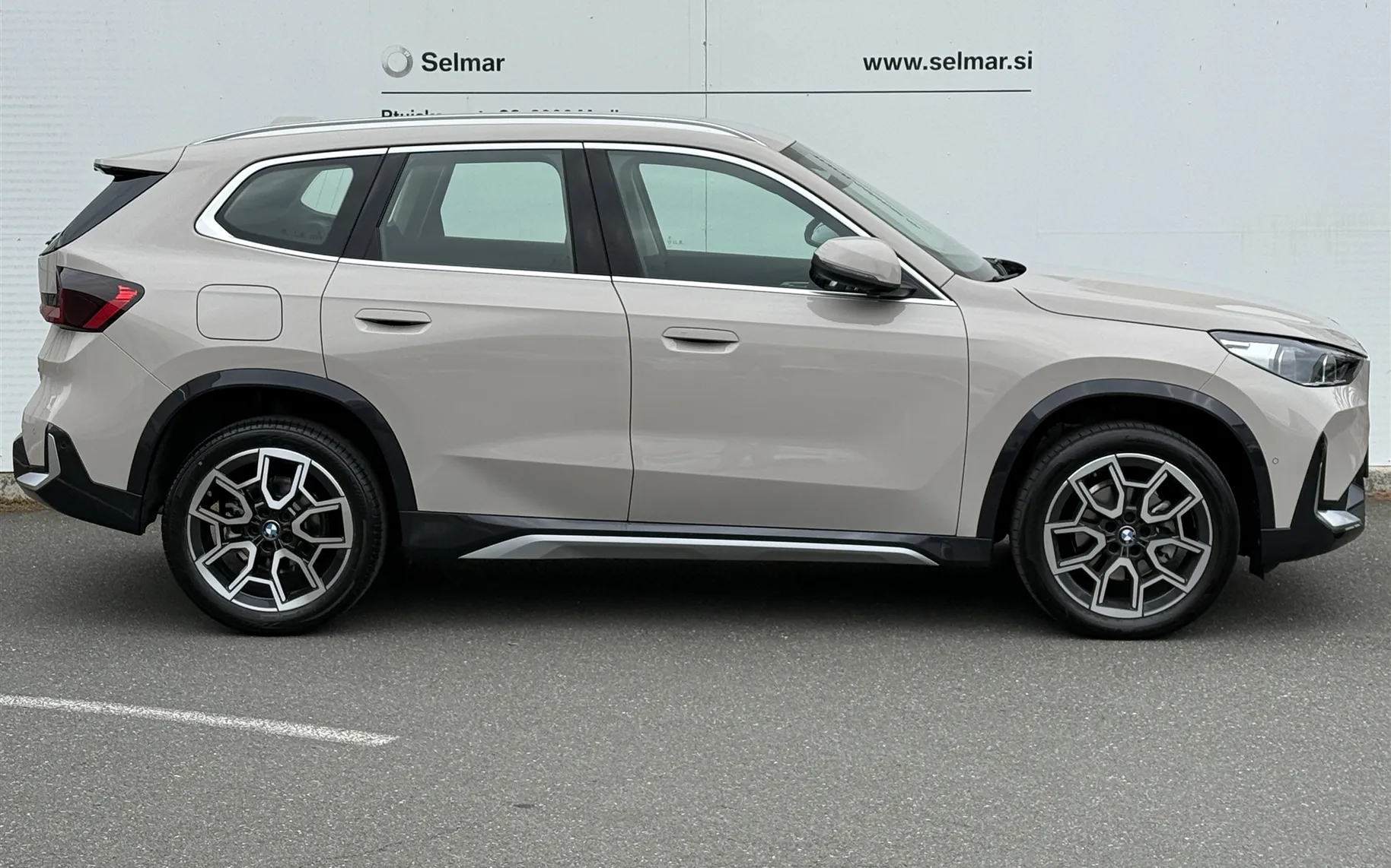 Zunanja slika - BMW X1 - sDrive18i - 3