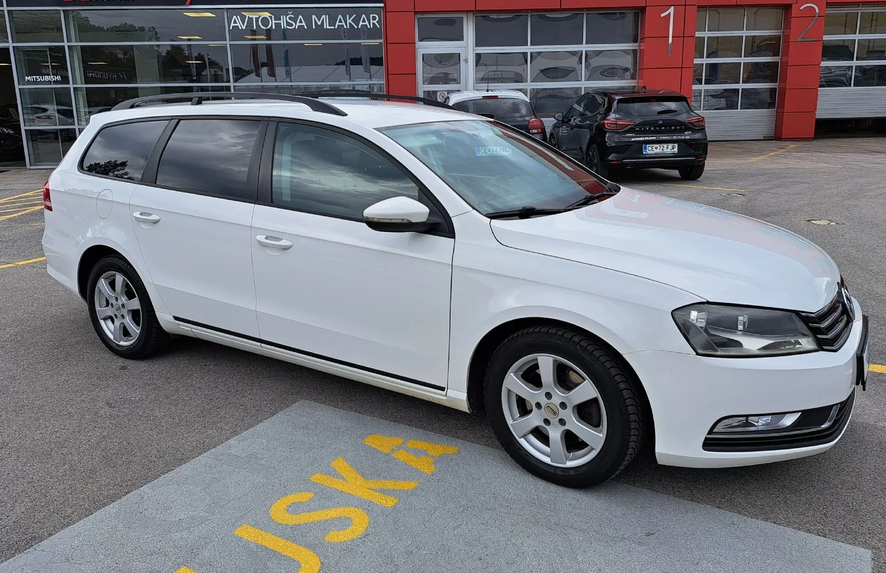 Zunanja slika - VW Passat - Variant 1.6 TDI  Comfortline -ODLIČEN- - 5