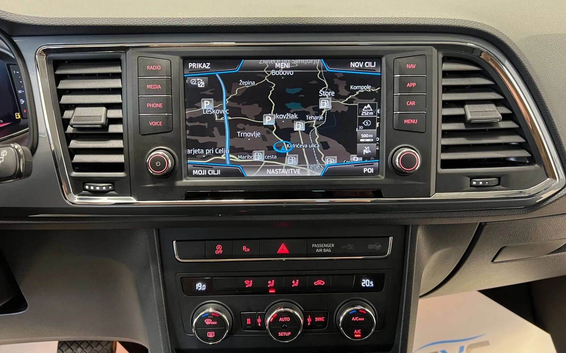 Zunanja slika - Seat Ateca - 1.4TSI-DSG-FULL-LED-KAM360-VIRTUAL-NAVI-WEBASTO... - 15