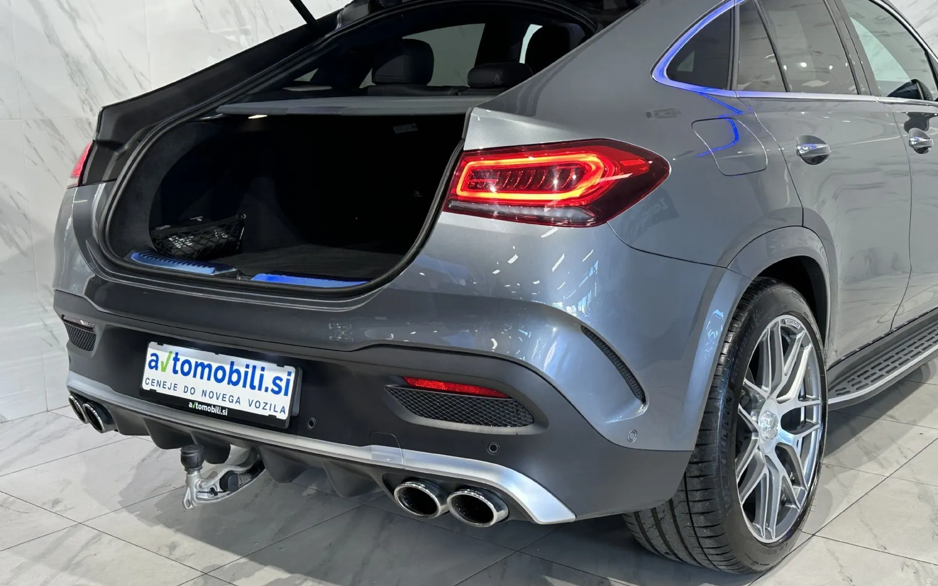 Notranja slika - Mercedes-Benz GLE coupe - AMG GLE 53 4Matic+|Pano|ACC|HUD|Hlaj|360K|Kljuka|. - 7