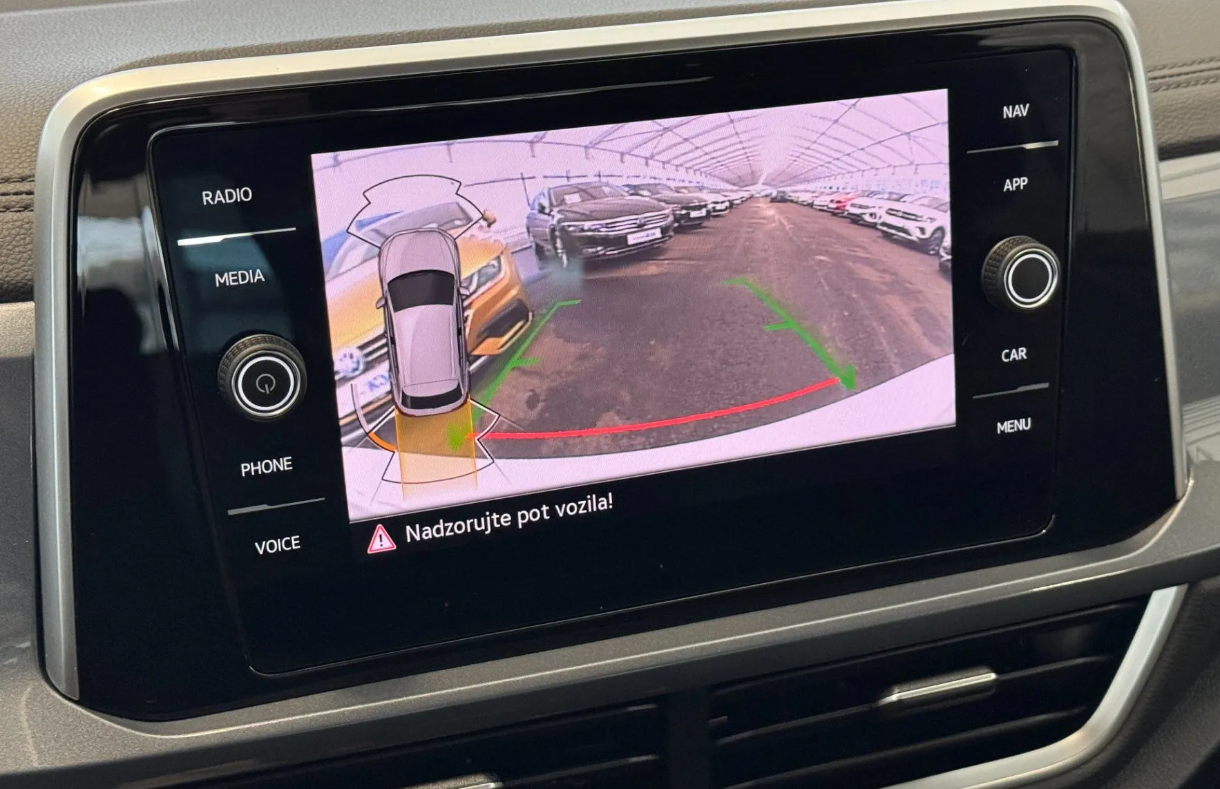 Zunanja slika - Volkswagen T-Roc - Style 2.0 TDI BMT DSG LED-KAMERA-NAVI-KEYLESS - 9