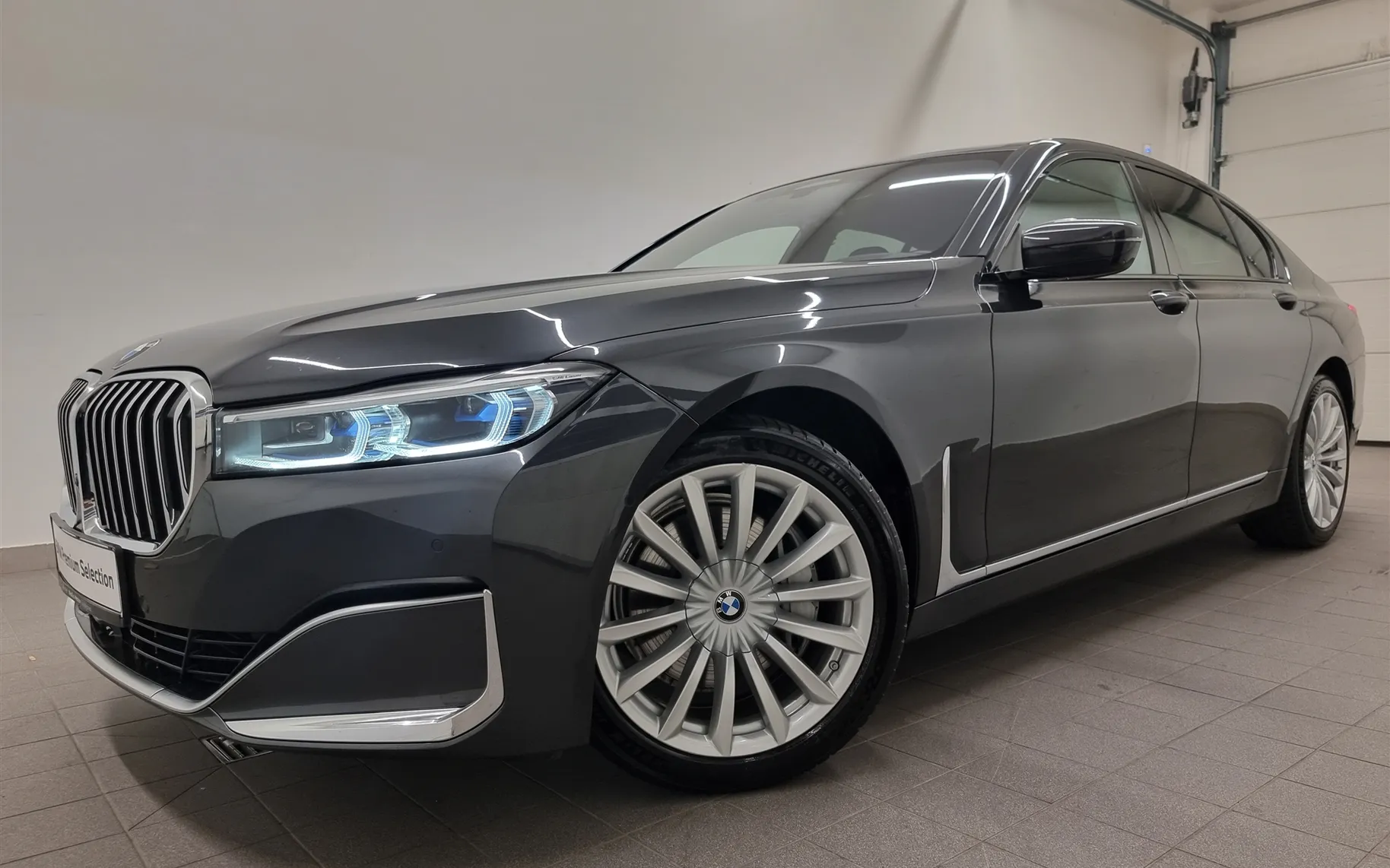 Zunanja slika - BMW Serija 7 - 730d xDrive - 1