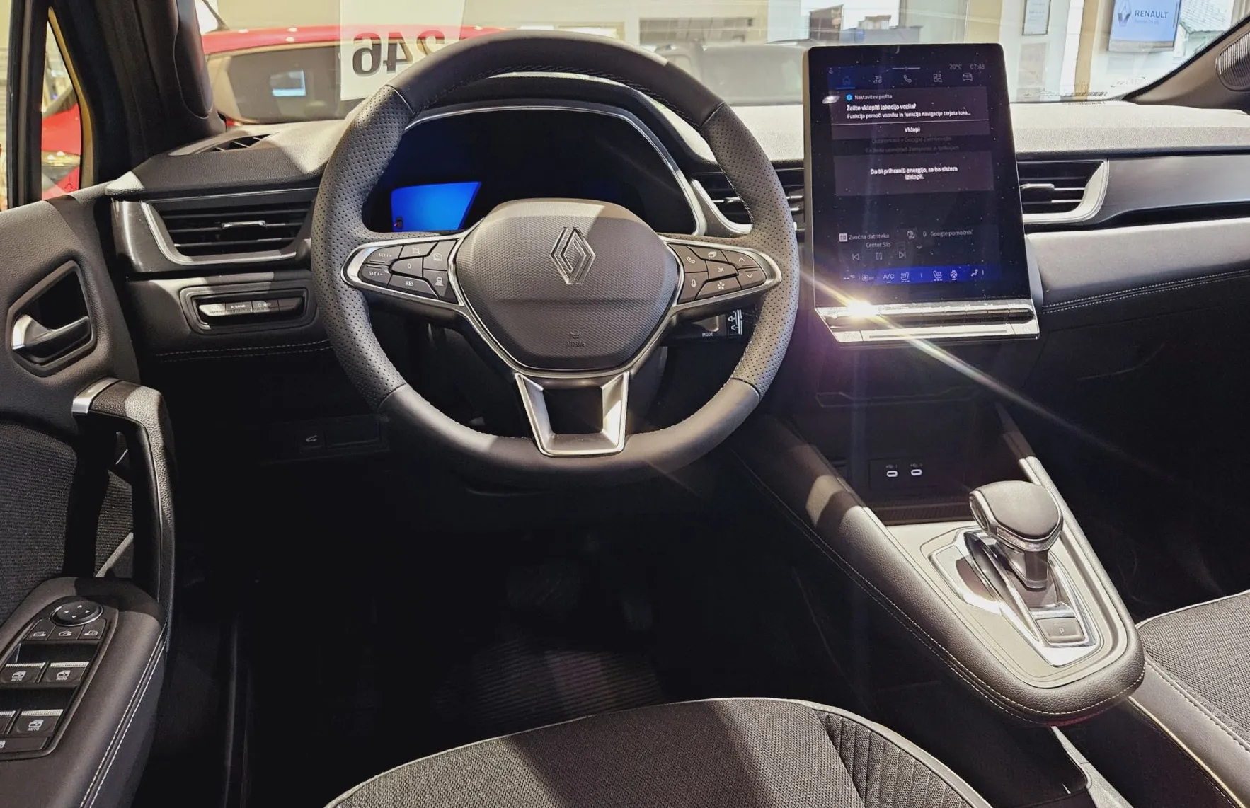 Zunanja slika - Renault Symbioz - E-Tech HYBRID 145 Iconic - 9