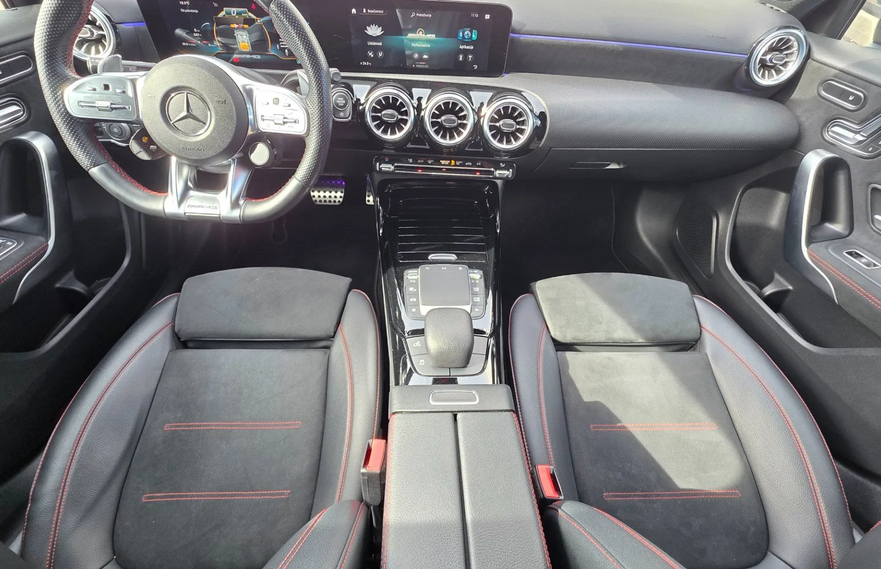 Zunanja slika - Mercedes-Benz A-Razred - A 35 AMG 4MATIC Advance Avt. SLO. beri opombe - 8