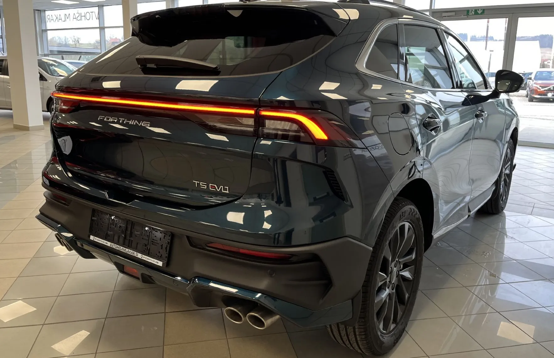 Zunanja slika - Forthing Forthing T5 EVO - T5 Evo 1.5 T-GDI LUXURY - NA ZALOGI - my 2025 - - 6