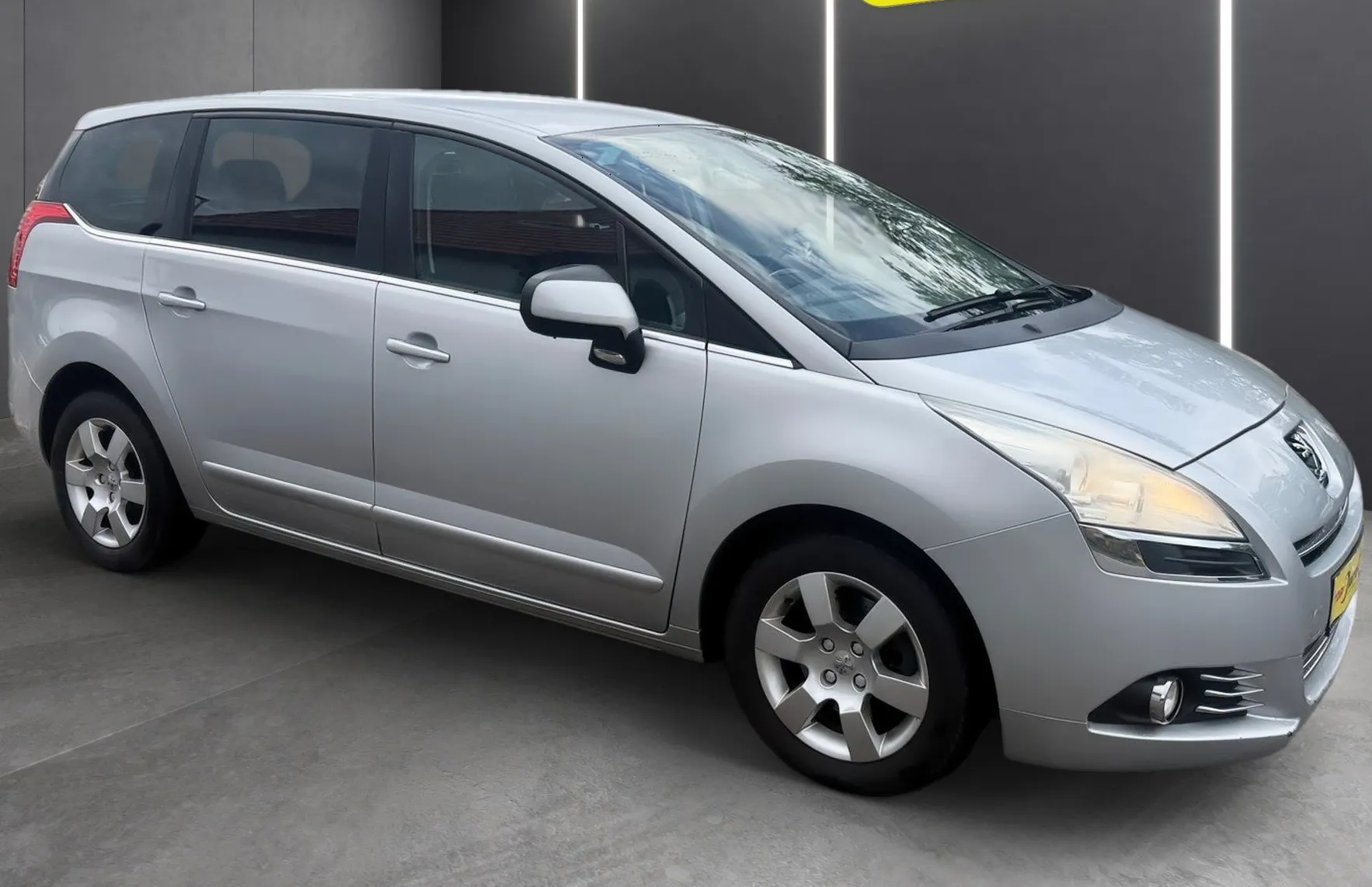 Zunanja slika - Peugeot 5008 - MOŽNOST FINANCIRANJA BREZ POLOGA - 9