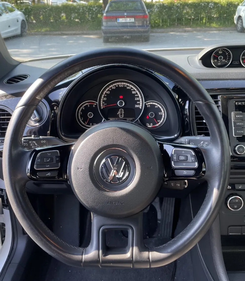 Zunanja slika - VW Beetle - NAVIGACIJA-TEMPOMAT-PARK SENZORJI-MULTIFUNKCIJA - 9