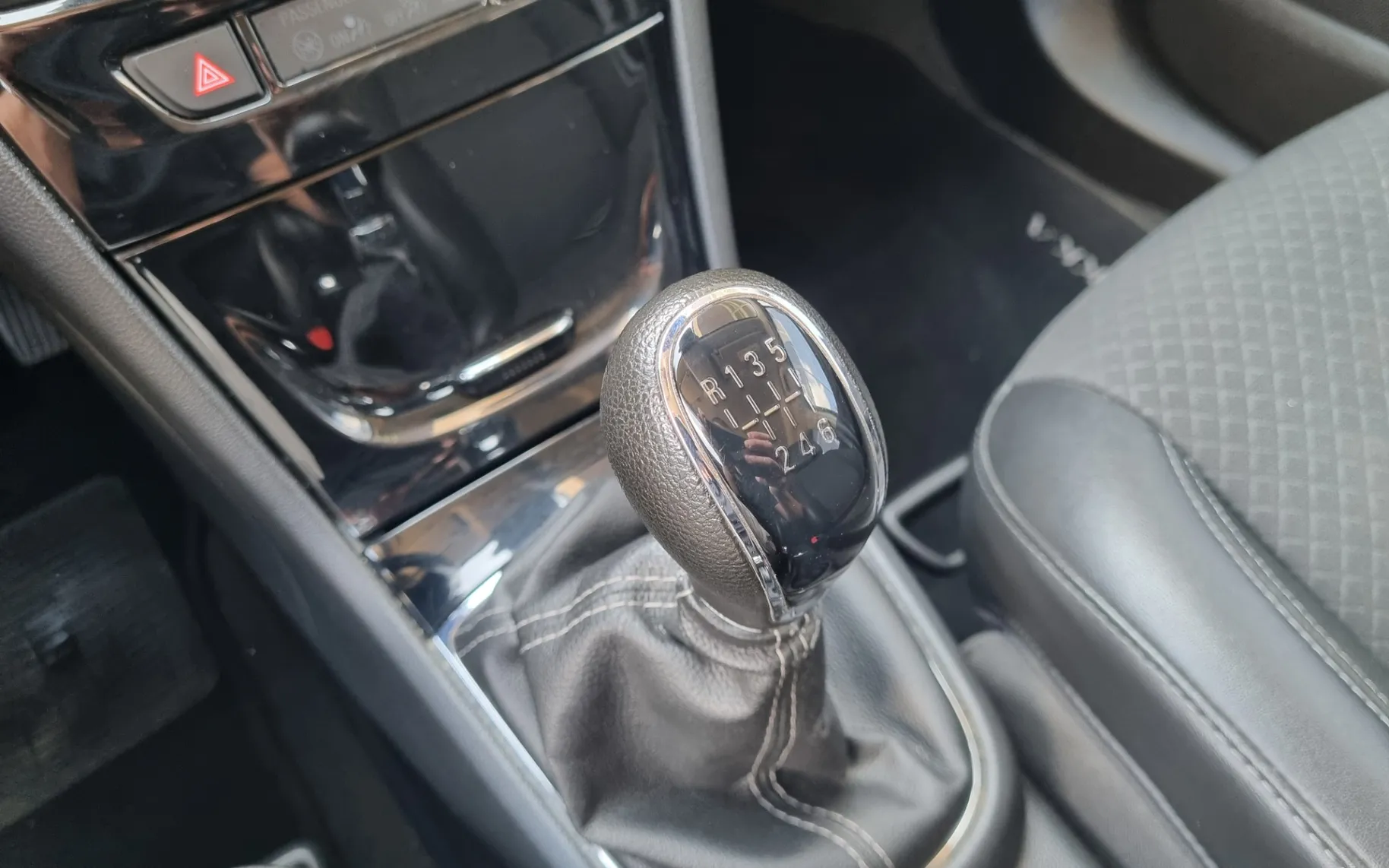 Zunanja slika - Opel Crossland X - Mokka X 1.4 TURBO - SLOVENSKO POREKLO - POTRJENA KNJIGA - 9