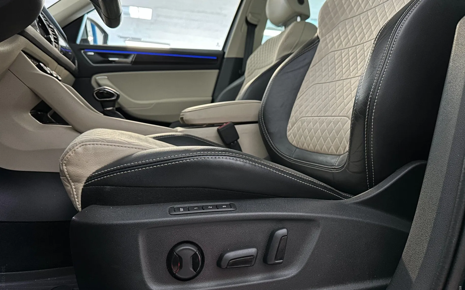 Notranja slika - Škoda Kodiaq - 1.5 TSI Style DSG |Kamera|Memory|Canton|ACC|SLO| - 10