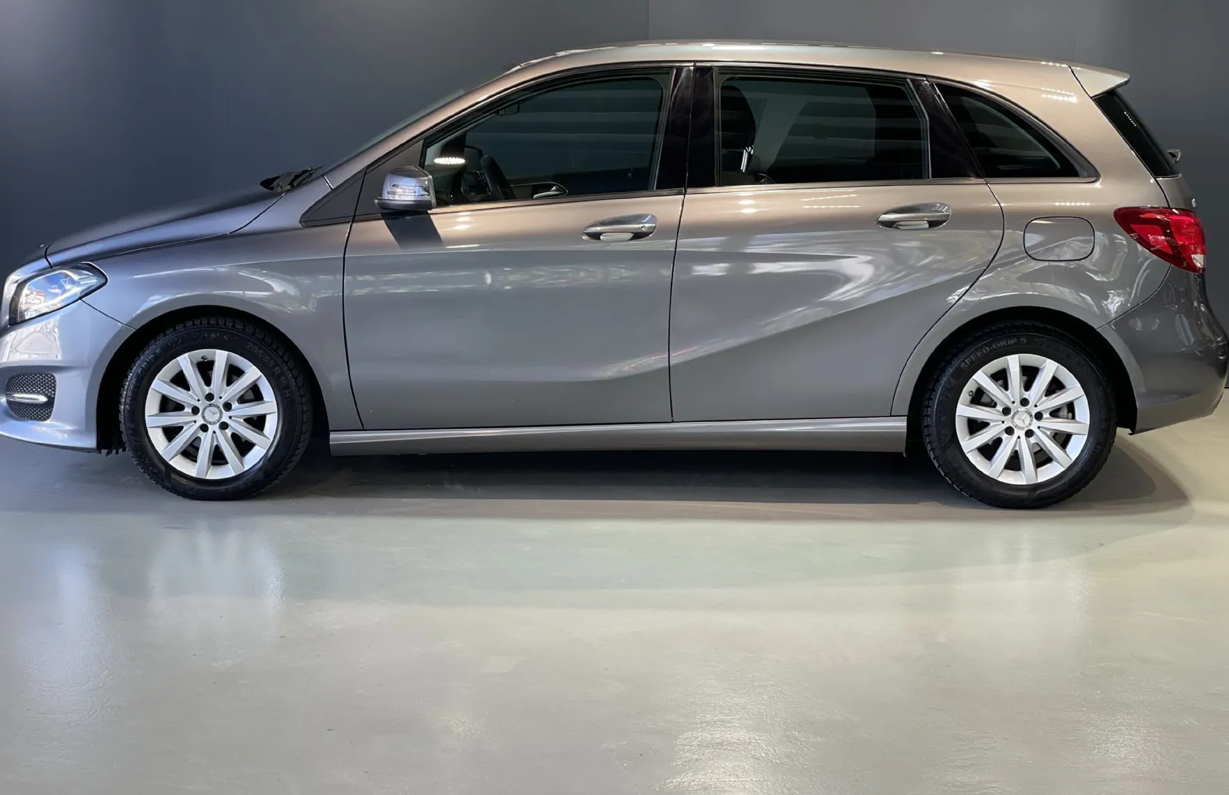 Zunanja slika - Mercedes-Benz B-Razred - B 180 CDI - 6