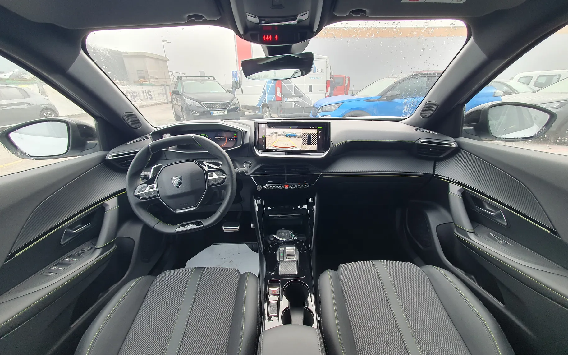 Zunanja slika - Peugeot 2008 - GT HIBRID 145 - 6