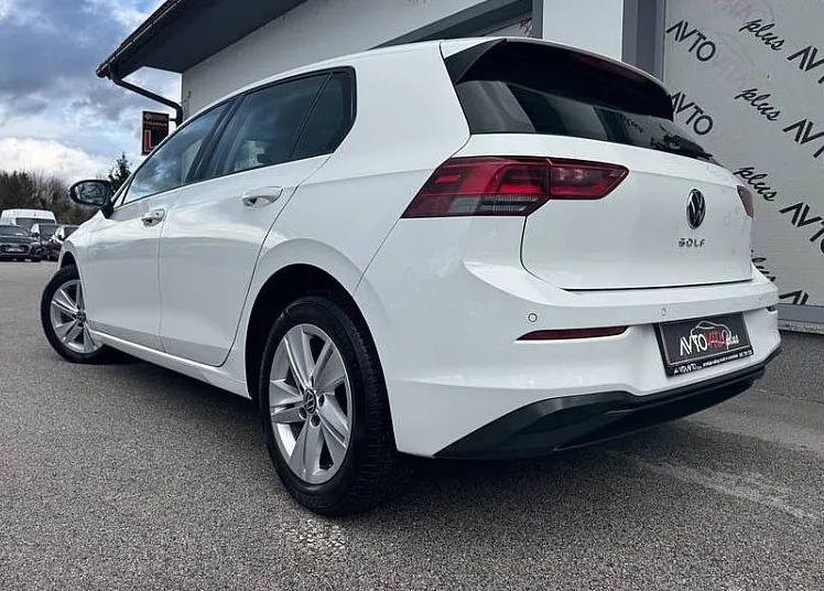 Zunanja slika - Volkswagen Golf - 2.0 TDI Life 85 Navi-Tempomat-Led-Slo-Prvi Lastnik - 4
