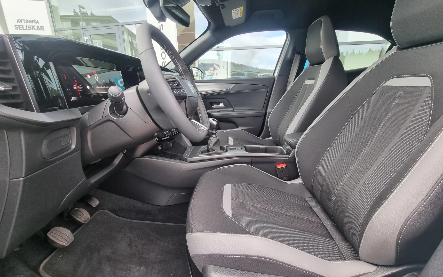 Zunanja slika - Opel Mokka - 1.2 Turbo MHEV GS - KOT NOV - SAMO 2.153km - 11
