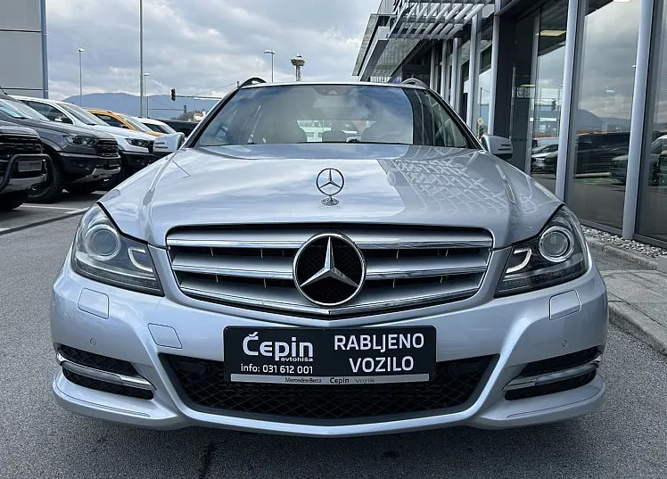 Zunanja slika - Mercedes-Benz C-Razred - C 220 CDI ELEGANCE - 2