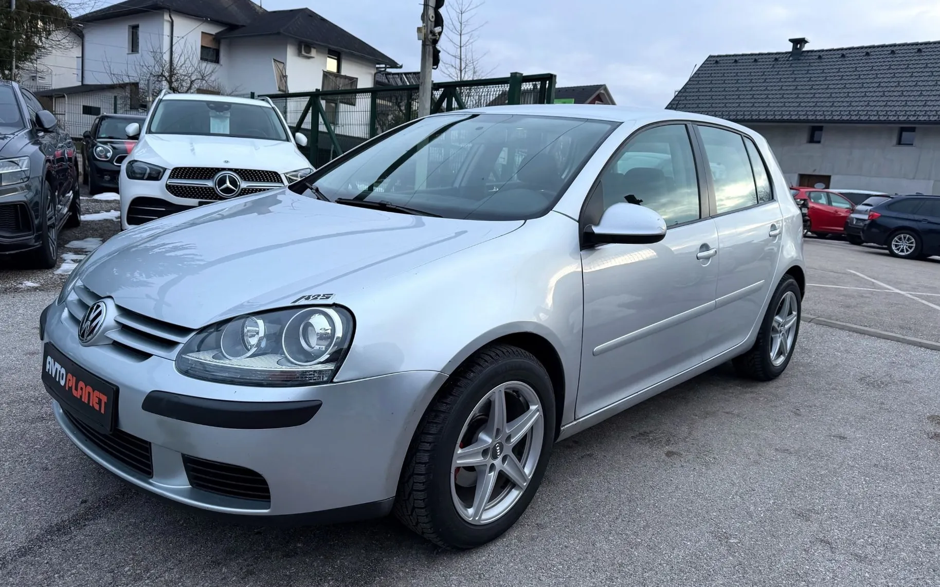Zunanja slika - Volkswagen Golf - V 1.9 TDI SLO.VOZILO MULTIMEDIJA TEMPOMAT ALU16 - 4
