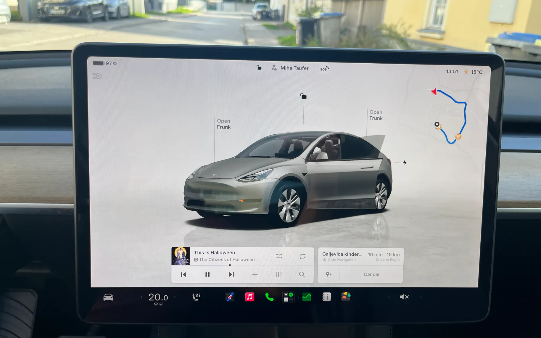 Notranja slika - Tesla Model Y - 3D3 / 3D7 - 17