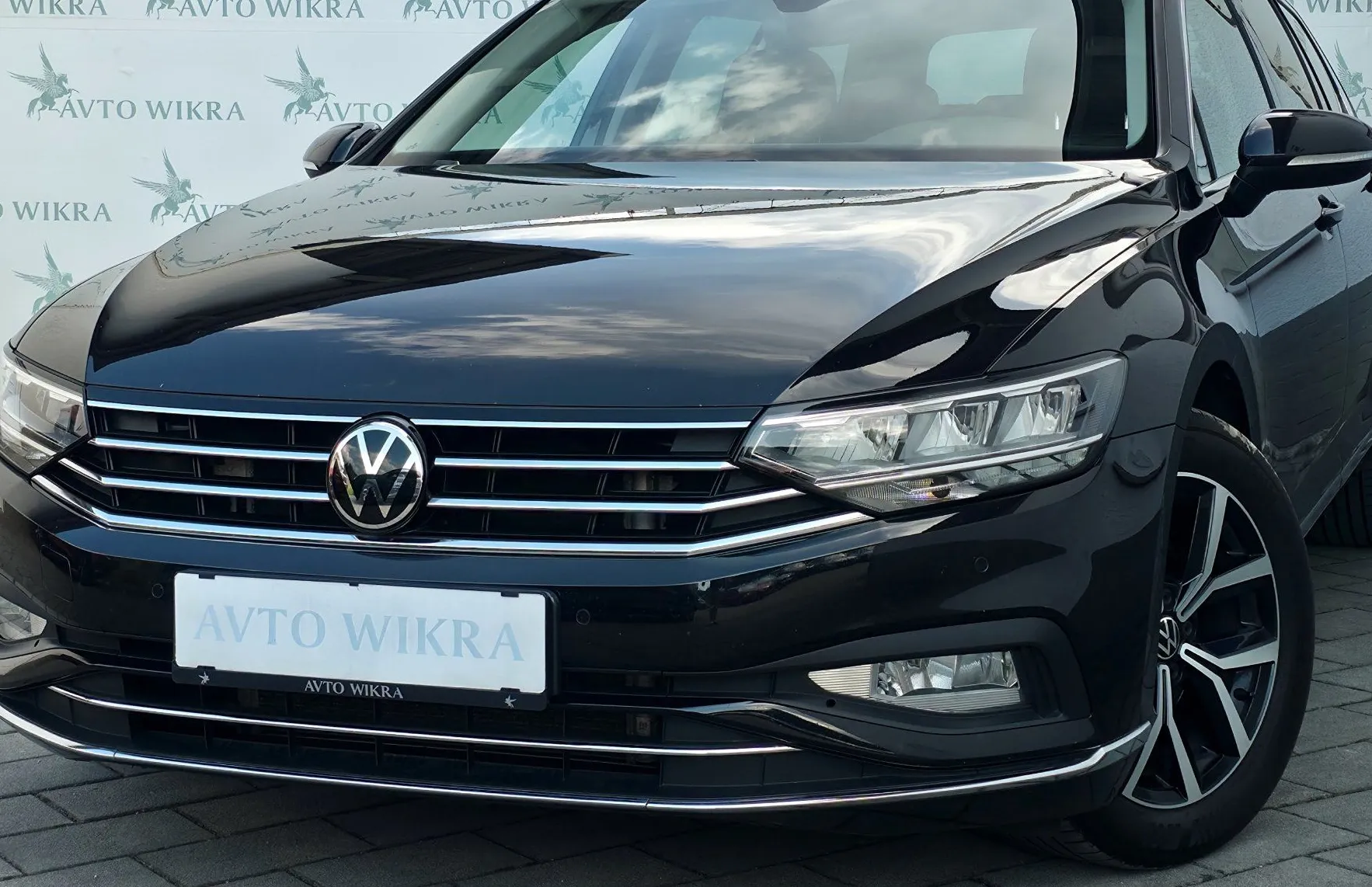 Zunanja slika - Volkswagen Passat - Variant 2.0TDI Elegance DSG LED•ACC•VIRTUAL•GRETJE•17C• - 2