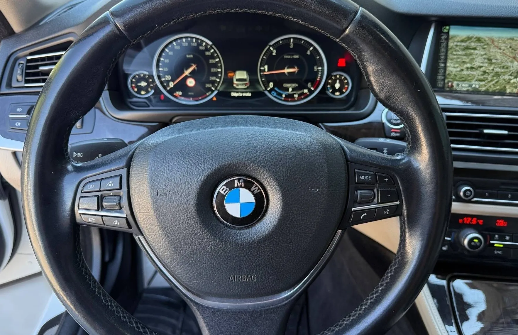 Zunanja slika - BMW Serija 5 - Touring: 525d xDrive BI-XENON NAVI ACC VIRTUAL MEMORY KA - 15