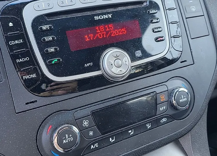 Zunanja slika - Ford C-MAX - Ghia 1.6 109 KM TDCi DPF ALU PLATIŠČA-KLIMA - 14