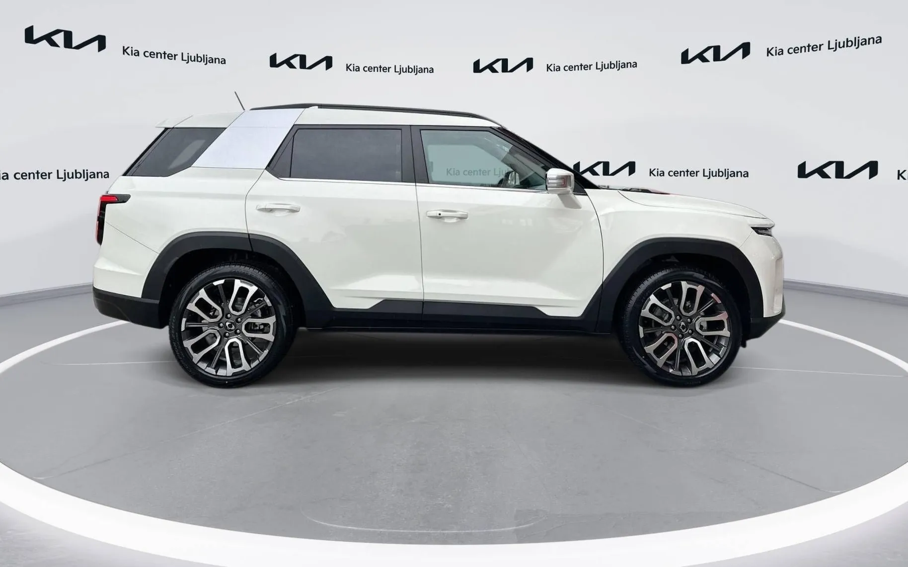 Zunanja slika - SsangYong Torres - 1.5 T-GDI PREMIUM 4WD AT - 4