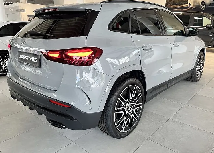 Zunanja slika - Mercedes-Benz GLA-Razred - 180 EDITION AMG ... na zaloga... - 4