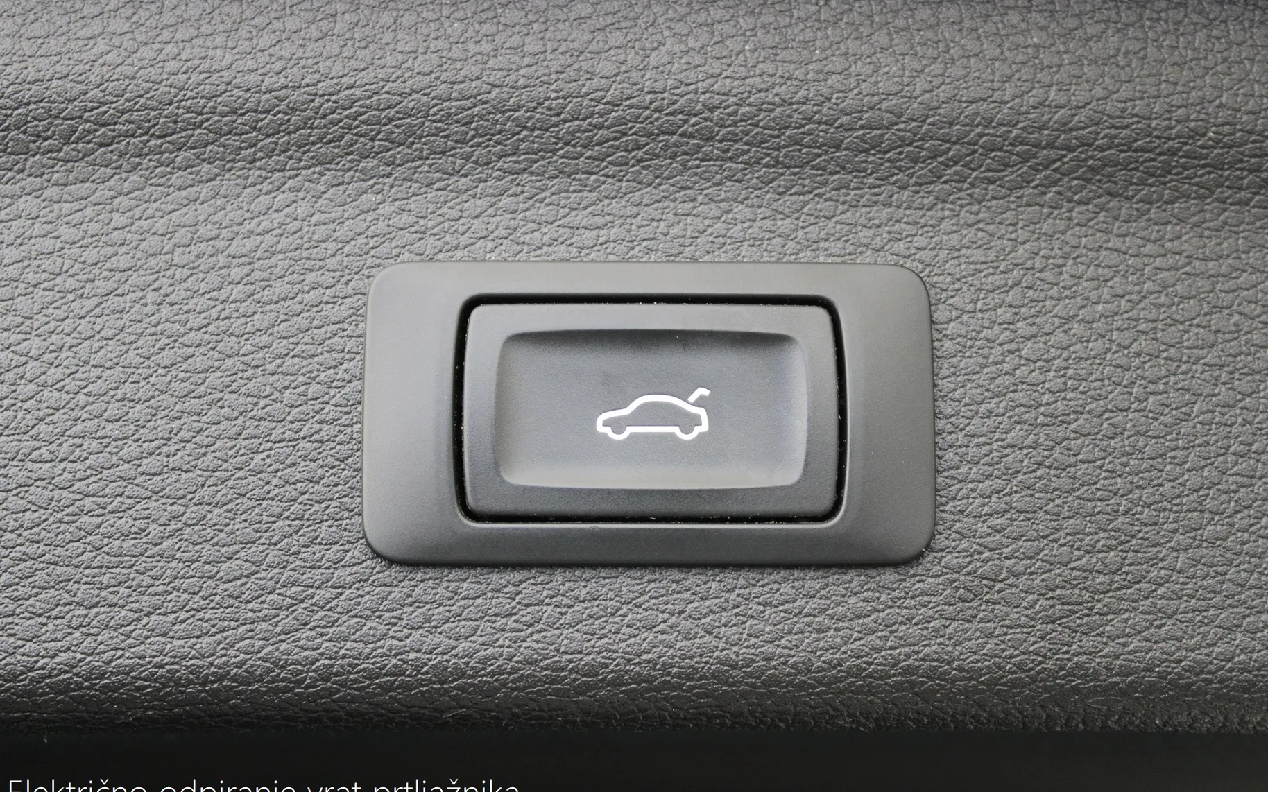 Zunanja slika - Audi Q3 - 35 TFSI S-Tronic Advanced 150KM VIRTUAL LED - 18