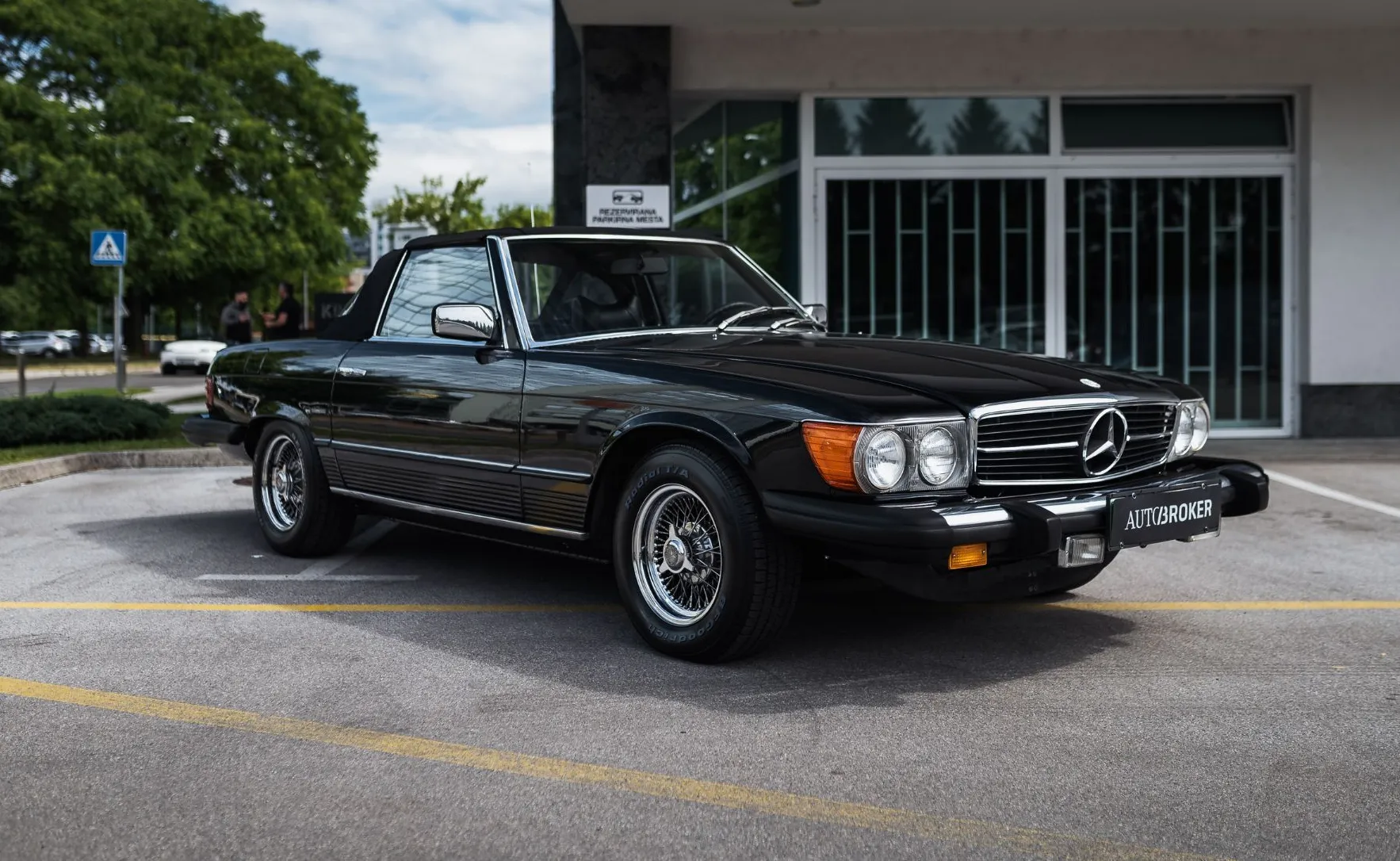 Zunanja slika - Mercedes-Benz SL-Razred - SL 450 4.5 V8 AUT. ALL BLACK mehka in trda streha - 3