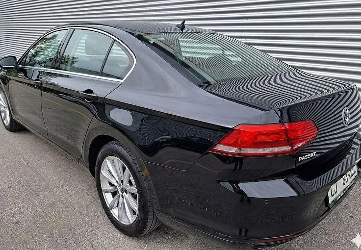 Zunanja slika - Volkswagen Passat - 2.0 TDI-110KW-DSG+VELIKI SERVIS-LED-NAVI - 3