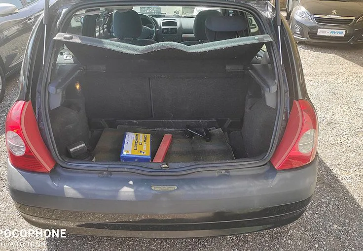 Zunanja slika - Renault Clio - 1.5 dCi Extreme-5 VRAT-KLIMA-USNJEN VOLAN-VEL.SERV - 10